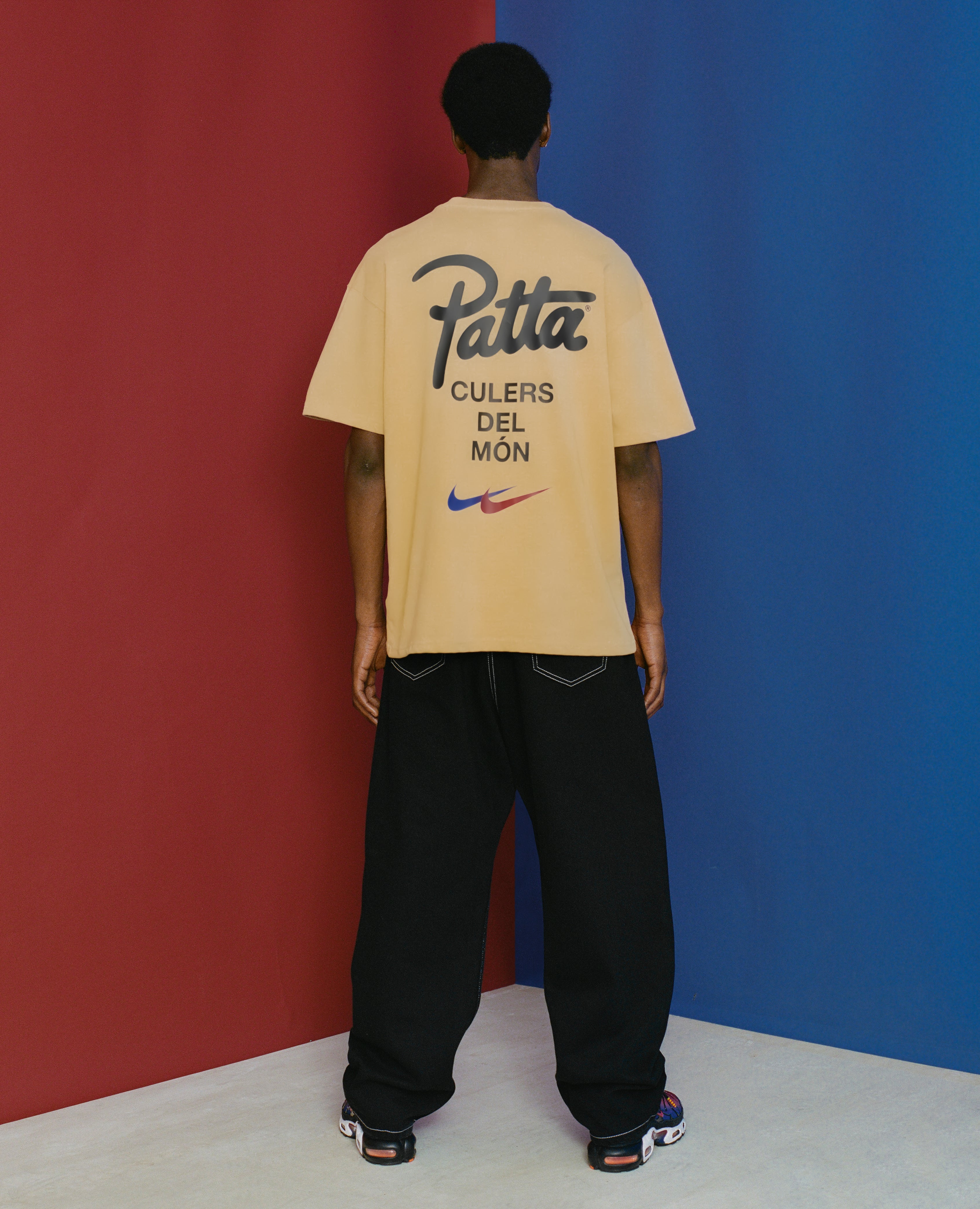 FCB x Patta Culers del Món T-Shirt (Sesame) – Patta US