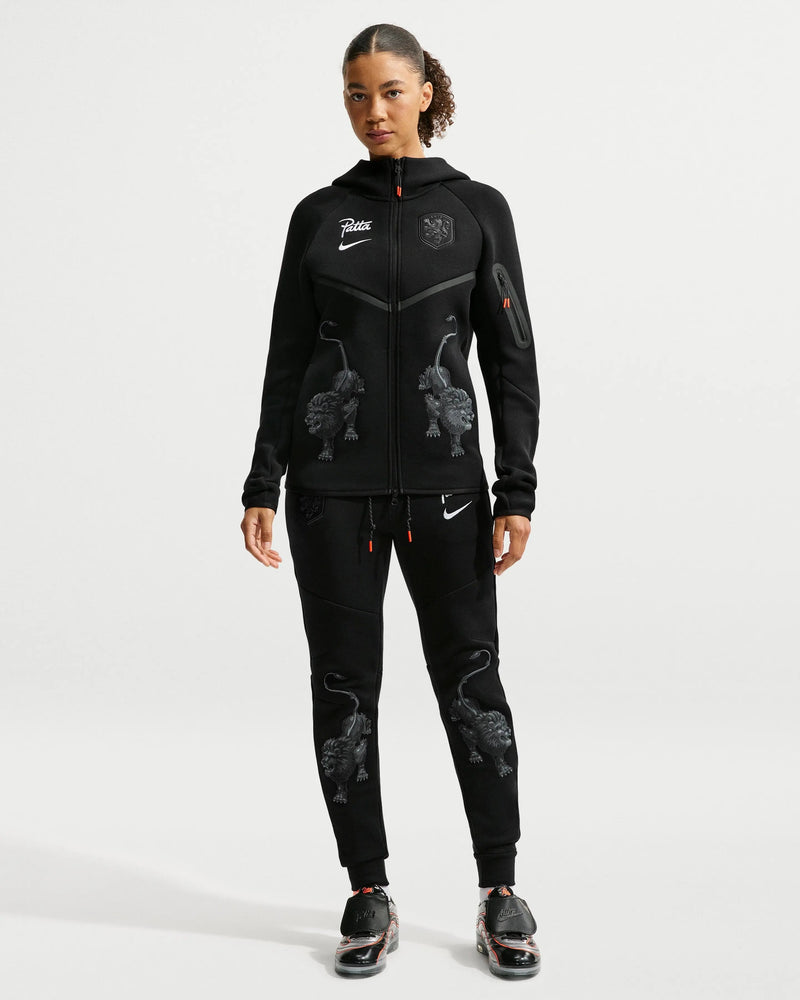 Patta x Nike KNVB Tech Fleece Jogger (Black/White) Nike