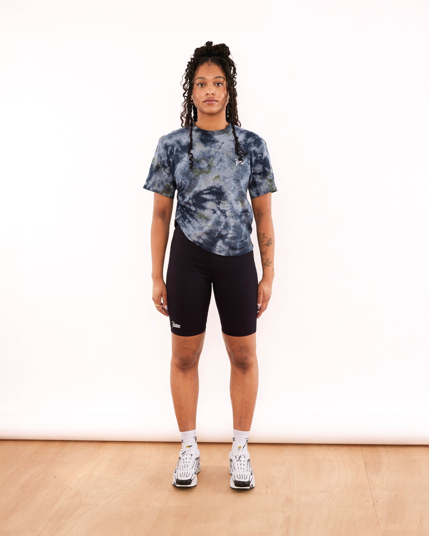 Patta Femme Tie Dye Cropped Ruched T-Shirt (Quarry)