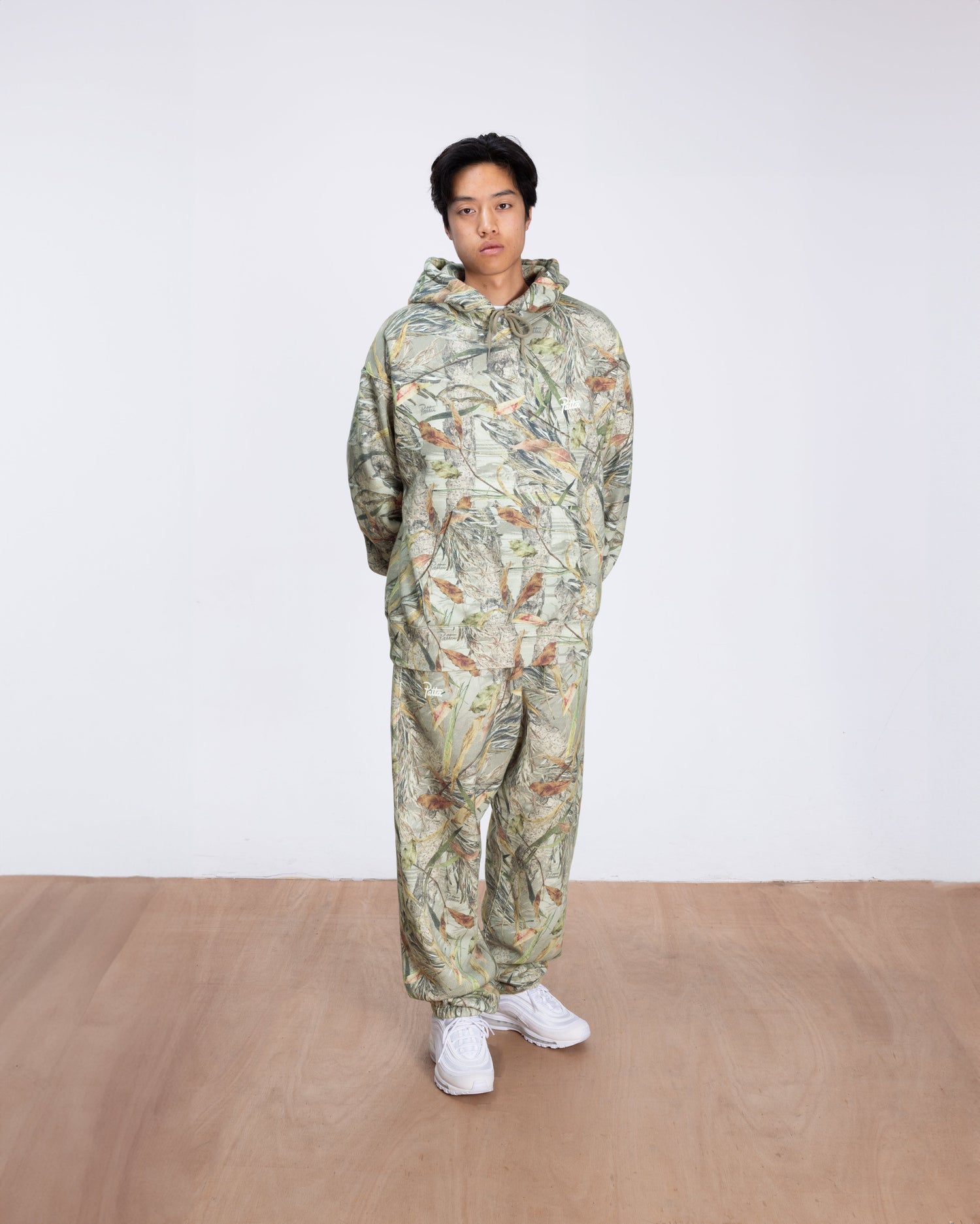 Patta Nature Print Boxy Hooded Sweater (Nature Print)